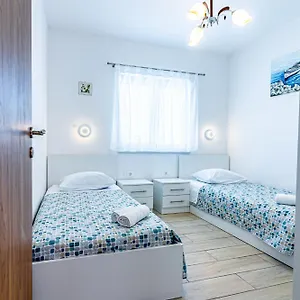  Apartman Nina